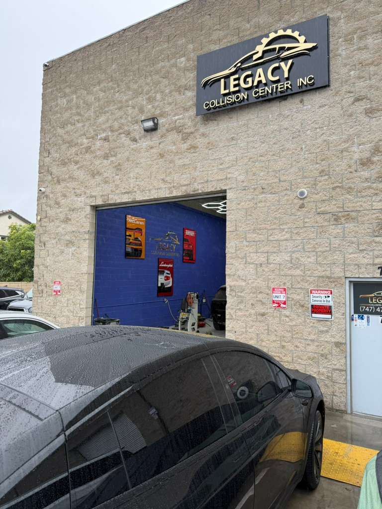 Legacy Collision Center exterior building